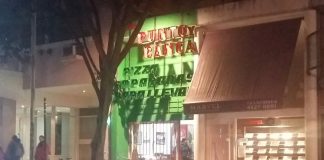 De la mano de sus trabajadores, la pizzería Punto y Banca volvió a abrir