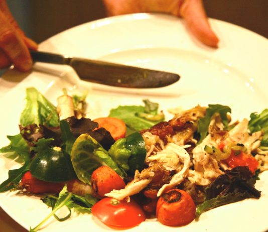 Contra el desperdicio de alimentos lanzaron un manual para concientizar