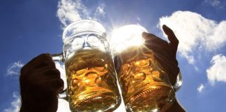 Warsteiner invita a celebrar un “Oktobierfest” distinto, con seriedad y desde la comodidad de tu casa