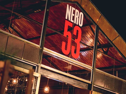 Nero 53 presenta orgulloso la primera fernetería artesanal del país