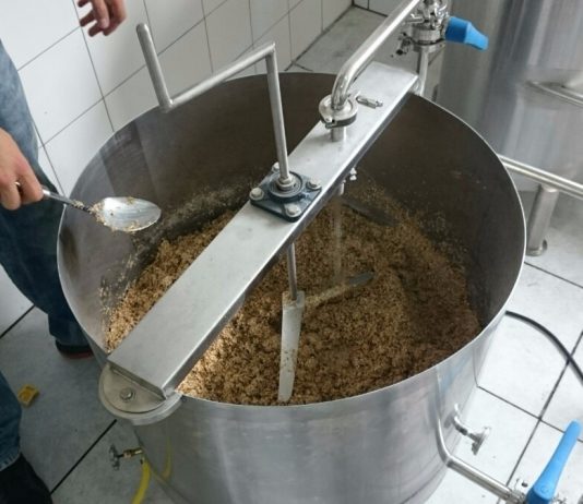 Lanzan a la venta un kit de Home Brewing, todo para hacer cerveza en casa