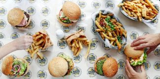 Abrió en Palermo Burger Mood: terraza canchera y burgers caseras