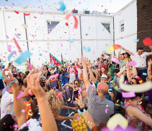 Yoga, baile y jugos naturales: la fiesta Daybreaker llega a Buenos Aires