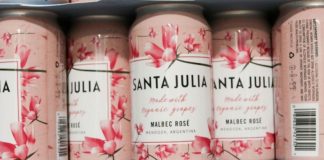 Santa Julia lanzó los primeros vinos en lata del país