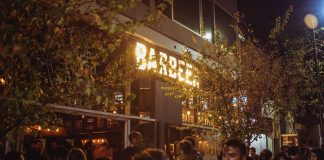 Barbeer y Ultracomb se unen para agasajar a los amantes de la cerveza y el cuidado del cabello