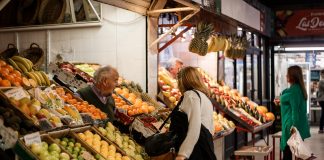 Noches de descuentos en los Mercados porteños