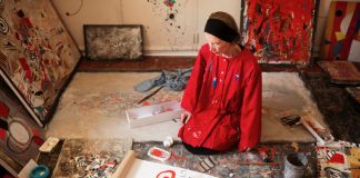 Zaffiro Art Bubbles: muestra de arte y vino en Recoleta