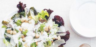 Día Internacional de la Ensalada Caesar: historia y curiosidades de este plato clásico