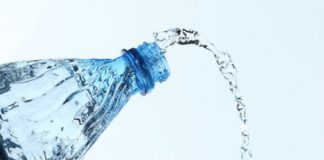 Agua libre de envases: una nueva categoría en el mercado impulsada por Pura