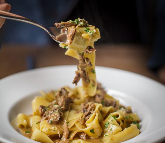 Quotidiano, el clásico bar de pastas que crece día a día