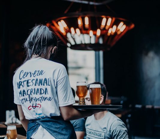 Cervecería Rabieta desembarca en La Plata y Lomitas