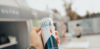 Michelob ULTRA, la primera cerveza baja en calorías del país