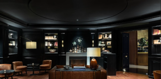 Le Club Bacán, un nuevo espacio en Recoleta que fusiona coctelería, arte y música argentina le club bacan