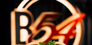 Burger54 vuelve a abrir sus puertas de su sucursal de Devoto burger54