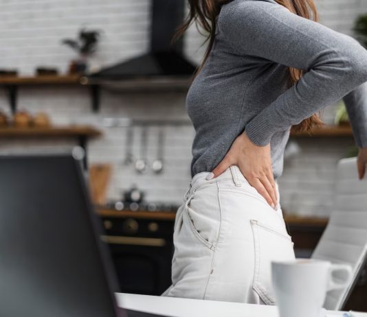 Dolores de espalda y cuello en jóvenes: el desafío de la kinesiología kinesiología