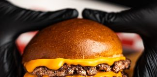 Día de la hamburguesa: un homenaje al ícono gastronómico de aceptación unánime