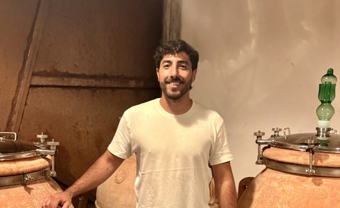 German Riachi frente ciencia del vino