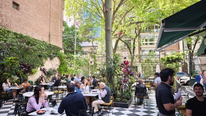 Restaurant Museo Evita - Patio museo evita