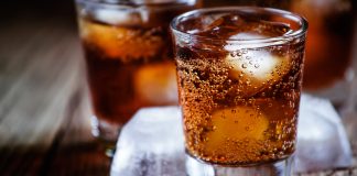 Manaos y Cunnington presentan “Navidad argentina”, una campaña conjunta para celebrar las fiestas con gaseosas nacionales