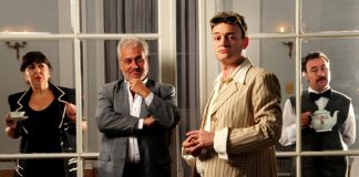 “Algo ocurrió en la Mansión Hamilton”: teatro y té