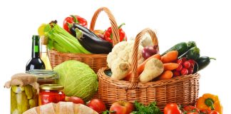 Canastas con productos orgánicos, una solución para alimentarse saludablemente