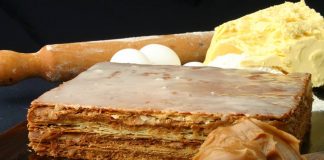 La Federación de Pasteleros festeja sus 50 años con 50 tortas