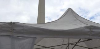 Una heladería solidaria en pleno Obelisco