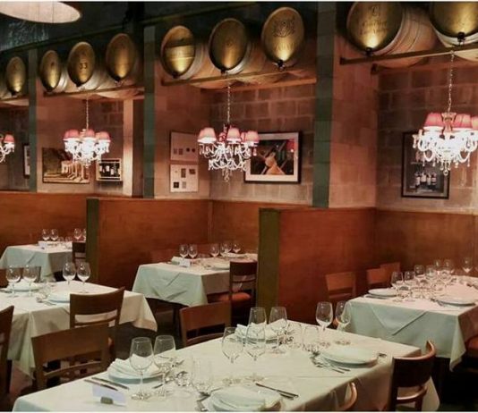 Apertura en Maschwitz: Taninos Vinos & Restaurante