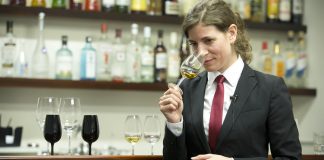 La argentina Paz Levinson está en la final del Mundial de Sommeliers