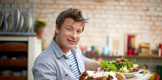 Jamie Oliver, el cocinero saludable, se une con Sadia y estalla la polémica
