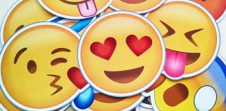 Hoy se celebra el día del emoji