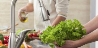 Lavar nuestros alimentos, un paso fundamental para evitar enfermedades