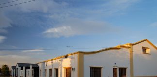 Exposición de arte y degustación de vinos en Bodega Alfredo Roca