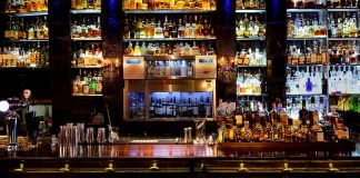 Portezuelo, el bar de Recoleta, cumple aniversario y ofrece grandes propuestas