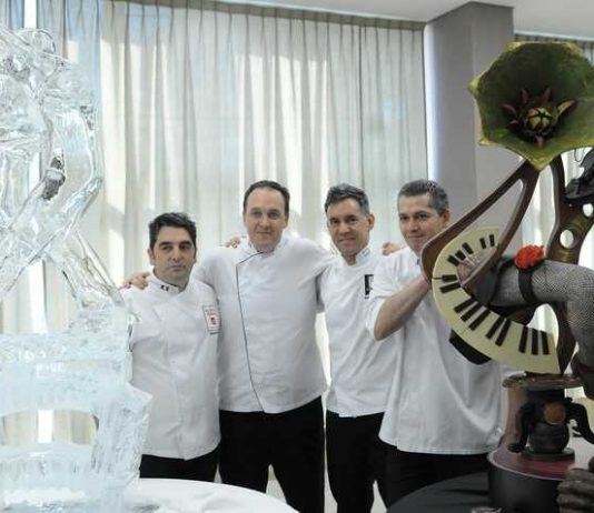 Pasteleros argentinos ya compiten en Francia por la Coupe du Monde de la Pâtisserie