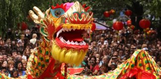 La comunidad china recibe el año del Gallo de Fuego con festejos en Belgrano