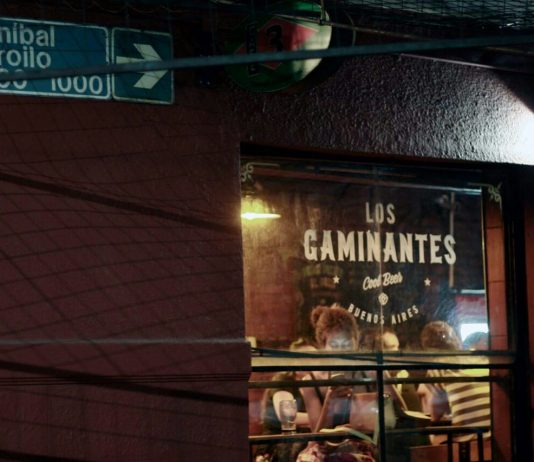 Los Caminantes: cerveza fría, artesanal y de calidad