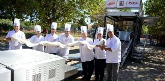 Pizzeros porteños amasan para batir un récord mundial
