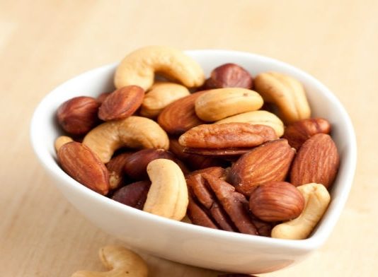 ¿Por qué es importante consumir frutas secas?