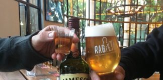 Una cata a la irlandesa: whisky con cerveza en Rabieta