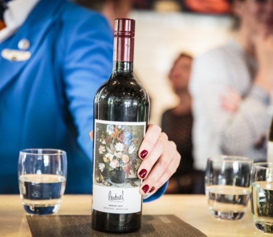 Vinos de alto vuelo: Perdriel se une a la aerolínea holandesa KLM