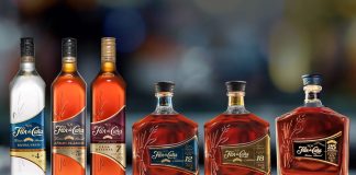 Degustación de ron premium con chocolate en La Cava de Vittorio