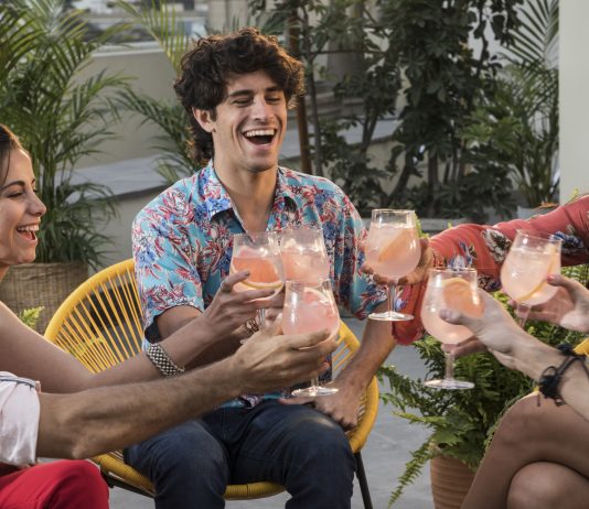 Una clásica marca de vodka apuesta por los aperitivos