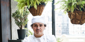 El chef colombiano Álvaro Clavijo cocina en Buenos Aires