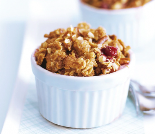 Crocante de manzanas: una receta de Anna Olson para hacerle honor al otoño