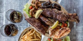 Mes del Asado Argentino en Canta el Gallo con una parrillada especial