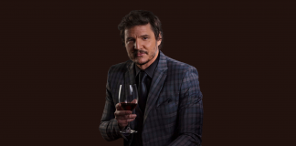 Pedro Pascal, embajador de la campaña Wine Legend de Casillero del Diablo