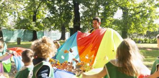 Menos pantallas, más juego al aire libre: la mirada de los expertos