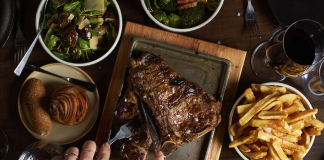 Mago Parrilla, un espacio en Belgrano que rinde tributo a la carne y vino argentinos mago parrilla