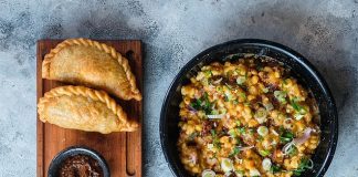 Día de la Bandera 2024: propuestas gastronómicas para celebrar locro empanadas día de la bandera